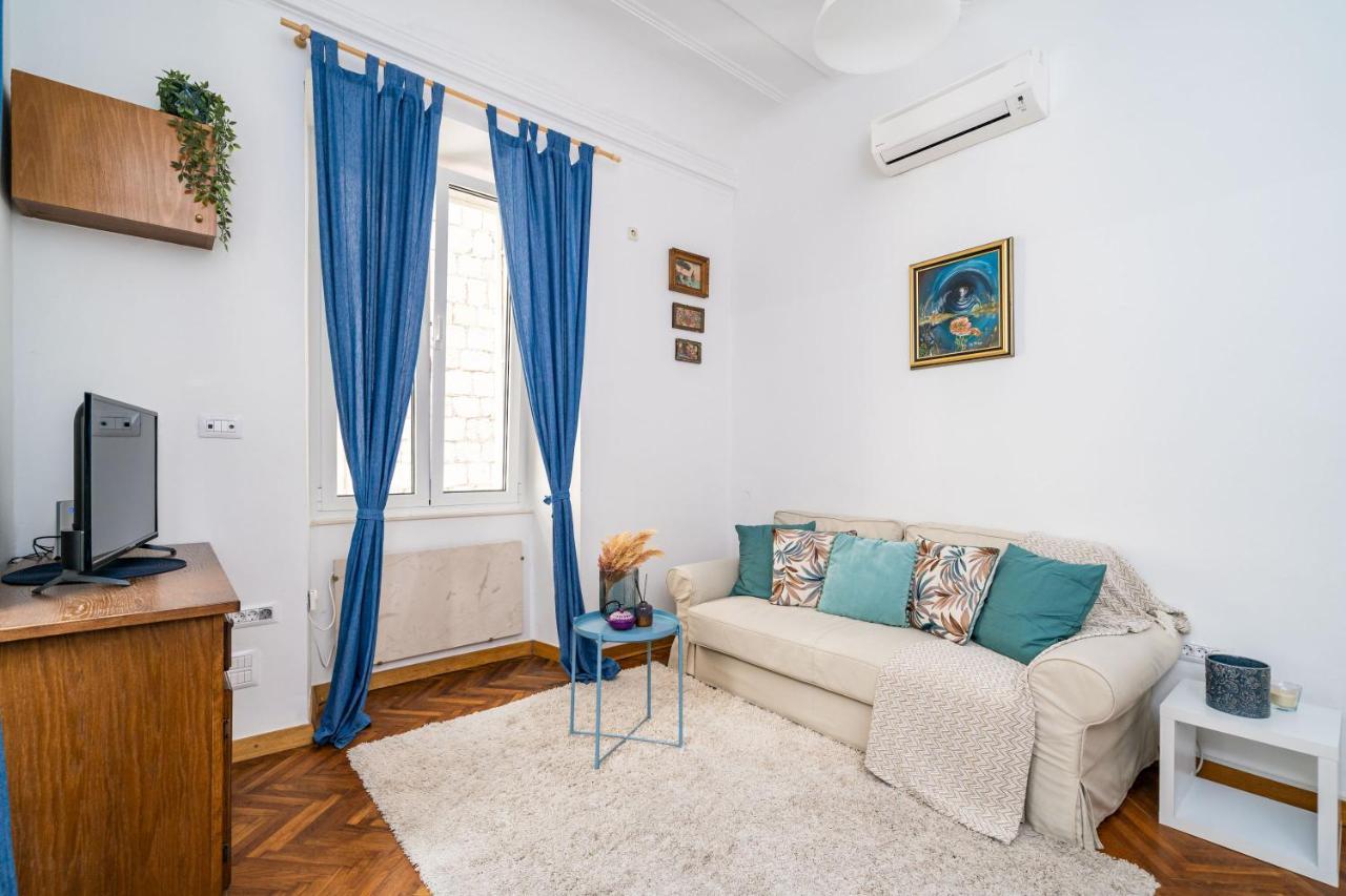 Laus I , Apartment In Old Town Дубровник Екстериор снимка