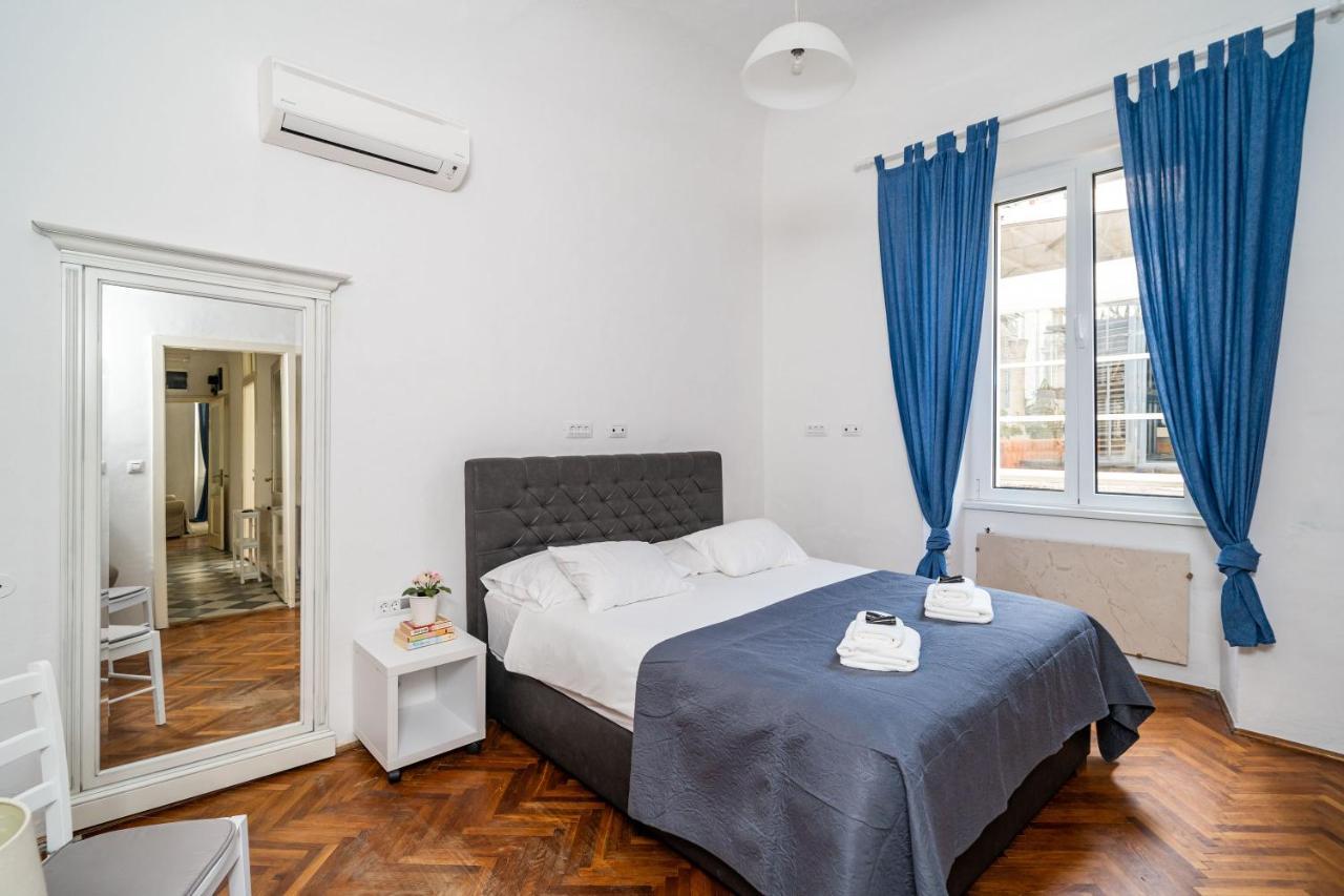 Laus I , Apartment In Old Town Дубровник Екстериор снимка
