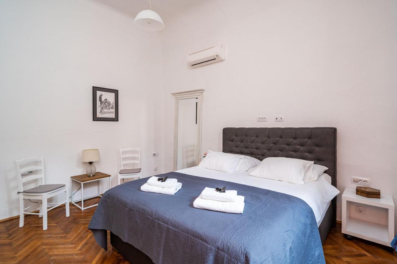 Laus I , Apartment In Old Town Дубровник Екстериор снимка