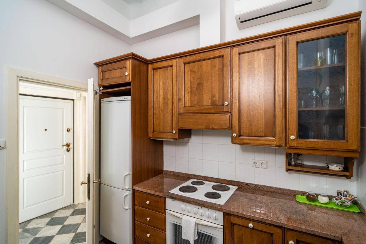 Laus I , Apartment In Old Town Дубровник Екстериор снимка